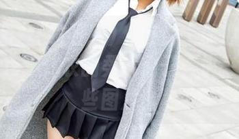 AISS爱丝(钻石版) – 在街上偶遇亚美依，穿黑色连体衣的柔术仙子，快来下载这些图片！