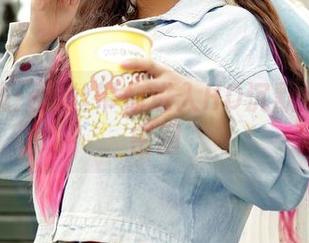 写真在线：爱丝带你进入HD沉默游戏的亲密圈