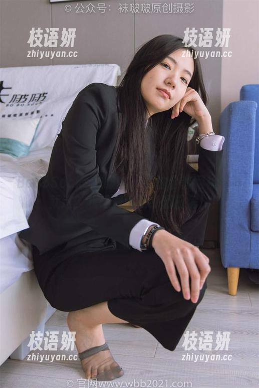 BoBoSocks袜啵啵 - 奶油全套网袜写真：就这？我她竟然没打翻厨房！！