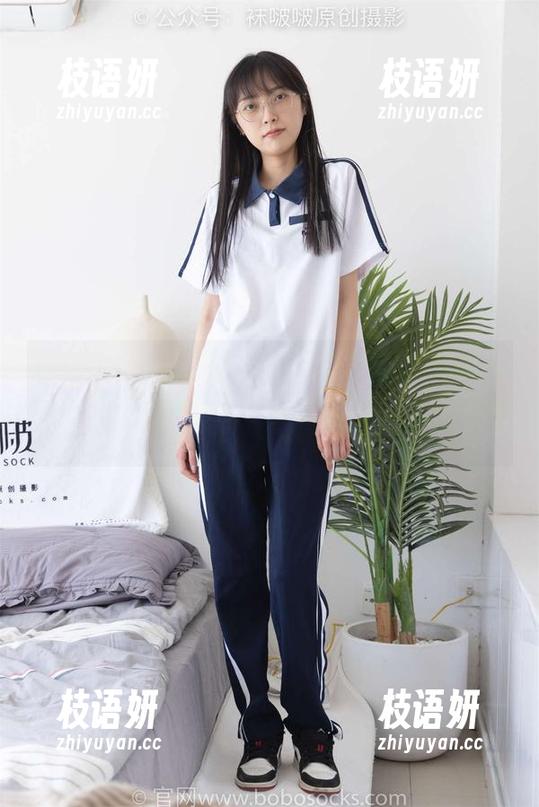 BoBoSocks袜啵啵 - 果冻写真，这贝壳头板鞋能够把百变玩出新花样，值得一看。