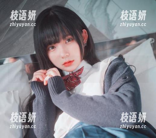 Hizzy(히지)的裤里丝图包，哦，似乎有那么一点点不一样？