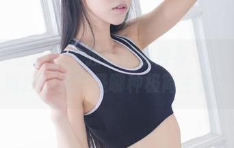 IMiss爱蜜社 – 强烈在线推荐：黄歆苑的婚纱，究竟是哪种极简主义？