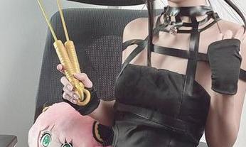 KuukoW的居家秘籍：如何让美图和图包在沙发上也能秀出风采！