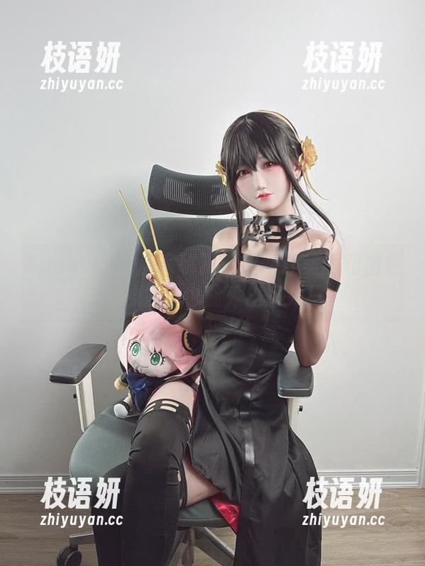 KuukoW的居家秘籍：如何让美图和图包在沙发上也能秀出风采！