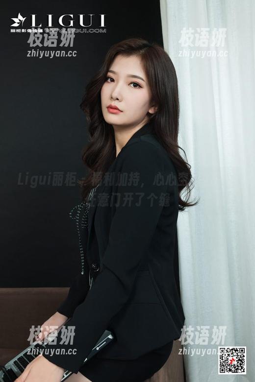 Ligui丽柜 - 福利加持，心心空姐原图的任意门开了个缝