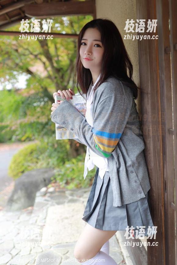 MFStar模范学院 - 白裙称Manuela玛鲁娜，最新作品又是一种难以言喻的轻盈，真想一直看着。