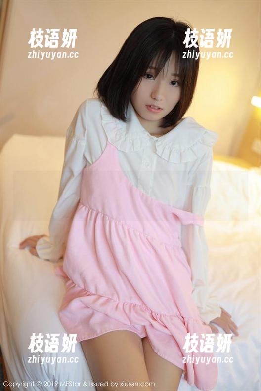 MFStar模范学院 - Lingyu的JK高清写真—不知不觉被抓住的还有那份俏皮呢。