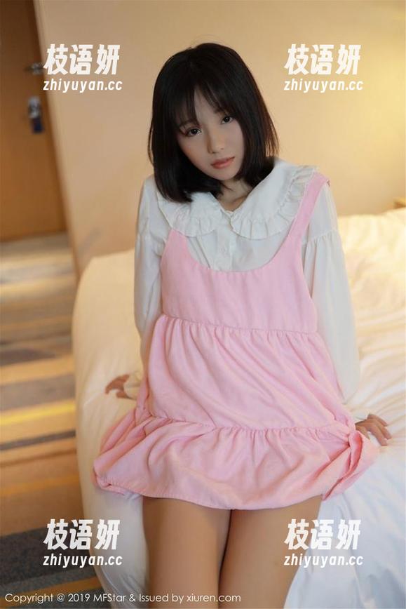 MFStar模范学院 - 高清白衬衫，方子萱在镜头前的每个角度都透着淡淡的慵懒，找不出哪个不好看。