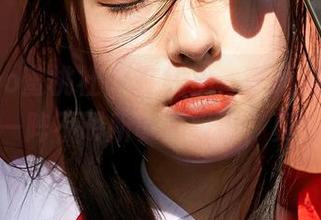 MiiTao蜜桃社 – 在线上，李颖诗的灰丝带来一阵不明所以的吸引，真有趣。