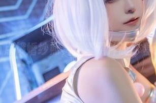 Quan冉有点饿婚纱照，免费照片让你看了还想拍。