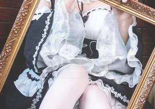 油亮合集来了！Shika小鹿鹿的姿态，让你下载后天天想藏起来一瞬！