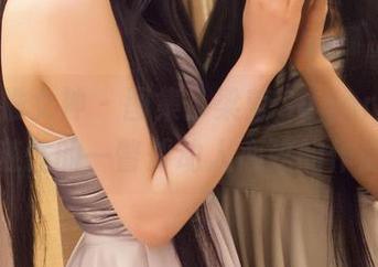 TGOD推女神 – 图集：梁莹Sugar，海边随性的一瞥却动人心弦的作品