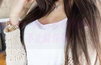 TGOD推女神 – 纯小希写真特辑：这袜子不止能保暖…