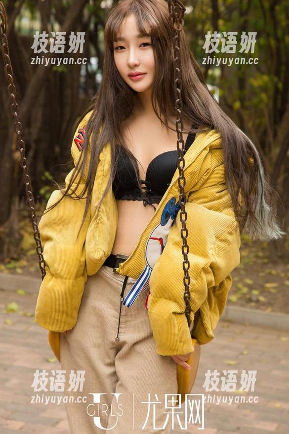UGirls尤果网 - 前方高能！杨果果的清纯图片分享，已经准备好随时催泪了。