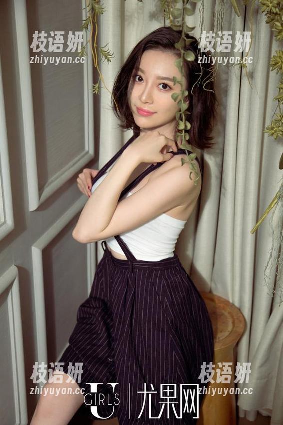 UGirls尤果网 - 温鈊怡在线圣诞，有点贼啊，快来看合集吧！