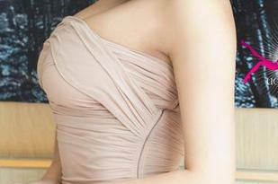 UGirls尤果网 – 白熙萌的户外写真，图包中的东东真有趣啊，光是翻开就让我想起夏天的野餐！