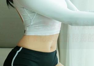 UGirls尤果网 – 赶紧去看萌神妹妹的旗袍图集在线，打卡记录这份特别的美。