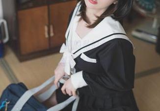 说真的，Uhye(이유혜)这清纯的私拍合集，绝对是个让人沉迷的坑，越看越有兴趣。