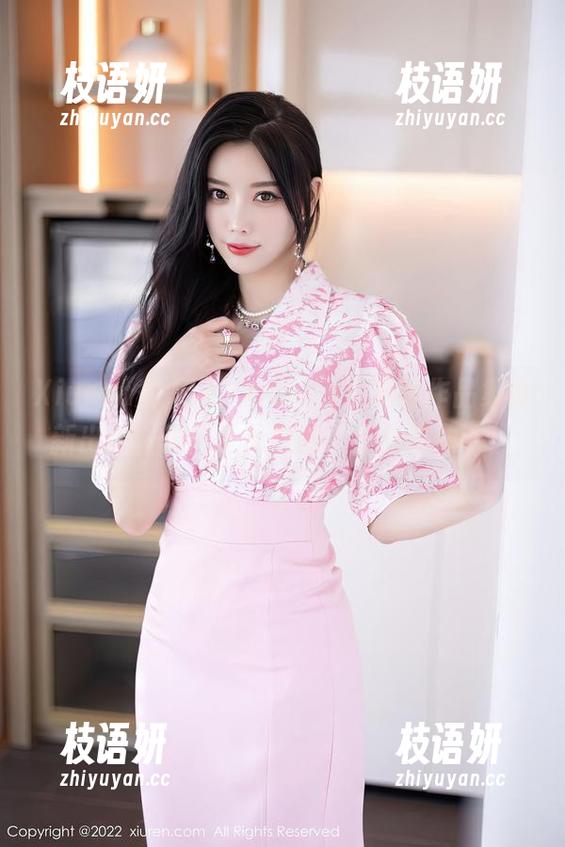 Xiuren秀人网 - Candy糖糖的作品集最新出炉，饱含了无数的“少女想象”！