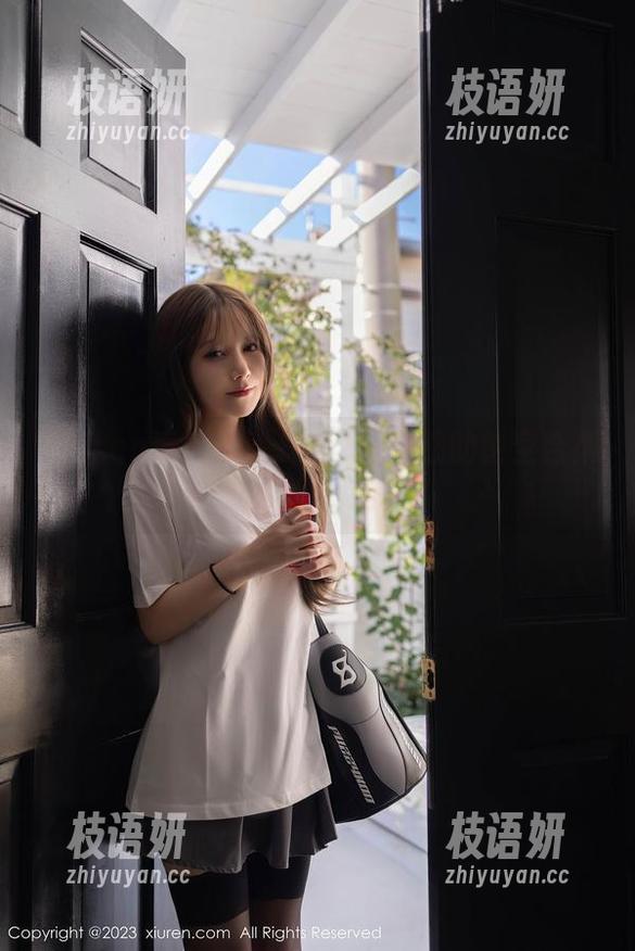 Xiuren秀人网 - 探索z杯悠悠的镂空合集：你敢看吗？