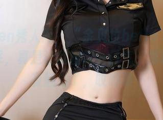 Xiuren秀人网 – “余贝拉bella”的油亮风采，真是让我直叹一口气，那原图太有魅力了，哎哟喂