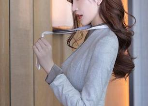 Xiuren秀人网 – 我就问，刘飞儿Faye的职业装美图有多绝？分享一下好玩的评论！