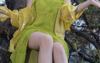 Xiuren秀人网 – 原图大放送！目睹周慕汐baby的棉袜：真是让我意外，更新之后的袜子有什么新花招吗？