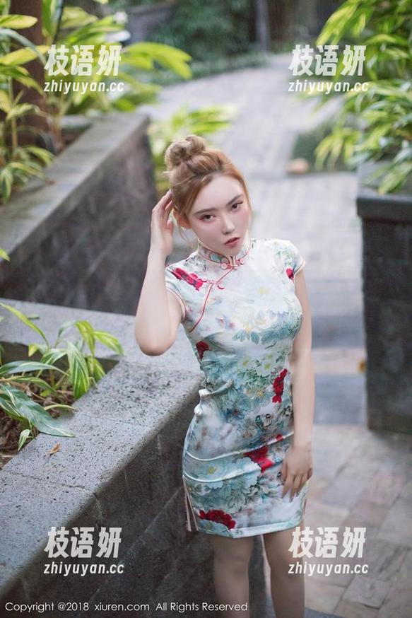 Xiuren秀人网 - 全套学妹原图，宝宝甜让我发现校园里也能有这种段位！