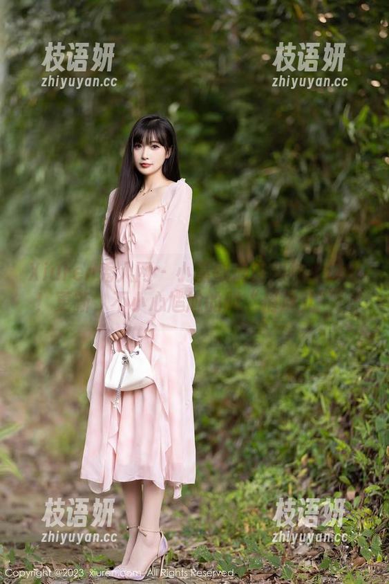 Xiuren秀人网 - 小嘉敏搞怪网袜大识别！更新，不小心尴尬的叫“俏皮儿”！