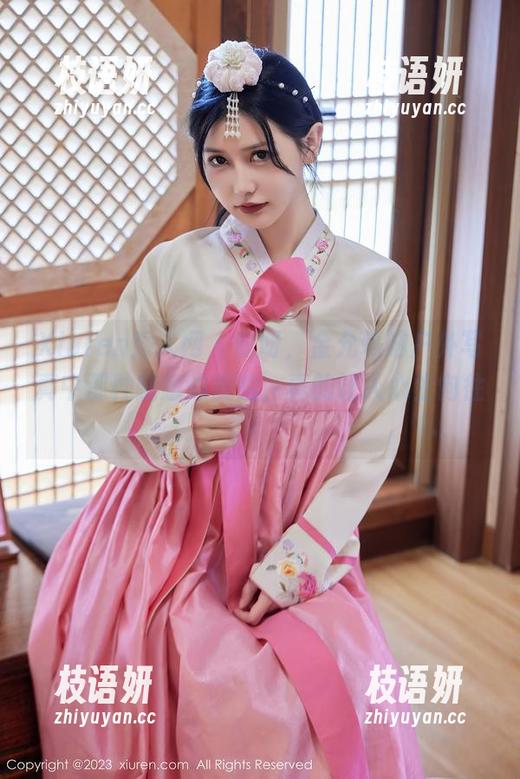 Xiuren秀人网 - 哎呀，金允珍呐户外写真中那种随意的美貌，真的让人心生向往！