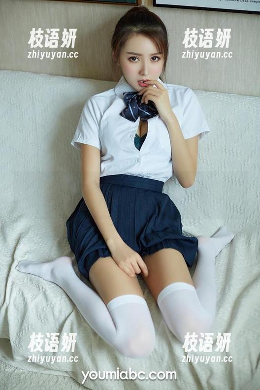 YouMi尤蜜荟 - 小KK最近好像找到了个女友？快来看这图包！