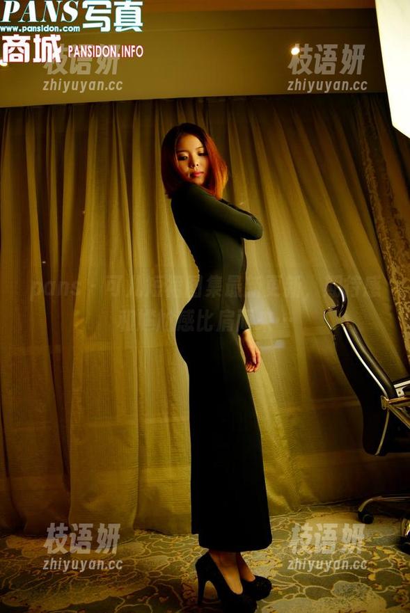 pans - 可儿短裙图集最新更新，期待感和尴尬感比肩而来…