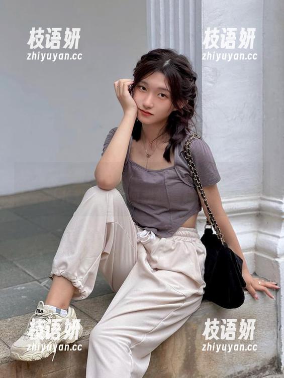 给我来一份roroki骷髅姬的私拍套图：JK发糖，为何我越看越饿？