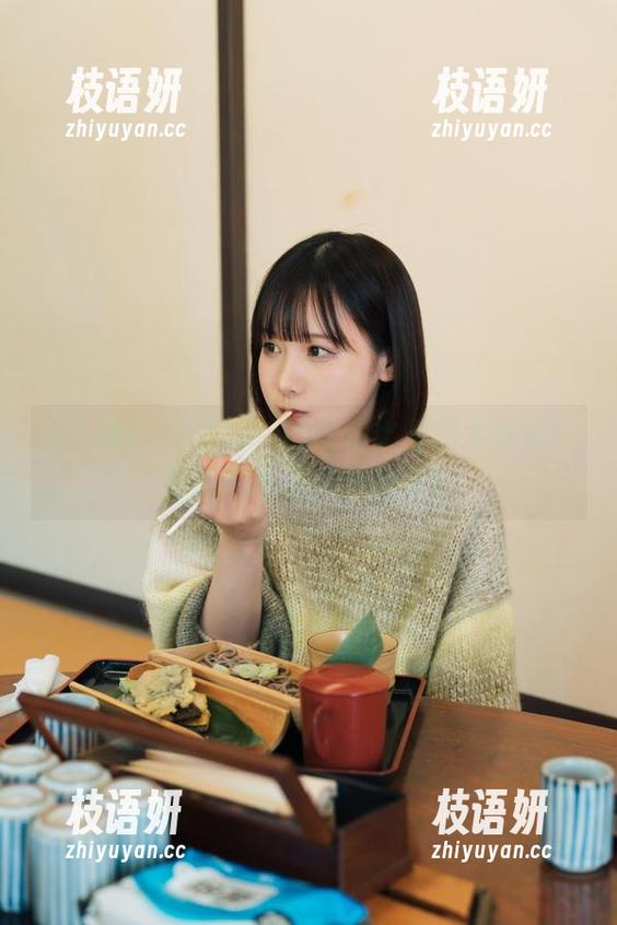 けん研(けんけん)的高清比基尼大集合：看得我心痒痒的图片！