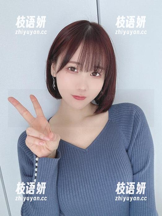 けん研又来更新啦，C104honeyDL写真集里的每一张都在对我讲话，分享给你们。