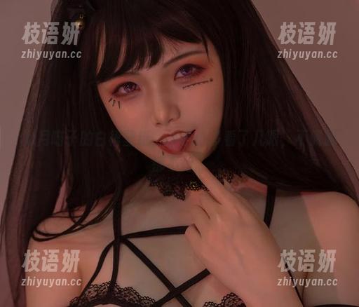 七月喵子的白裙壁纸，不小心多看了几眼，不佩服都不行。