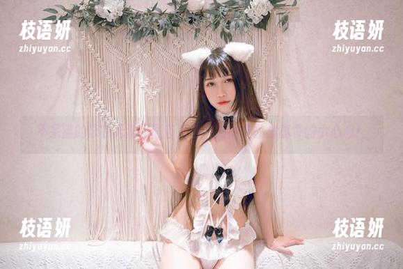 不呆猫的泳衣无法用语言形容，高清作品集真香的小心心！