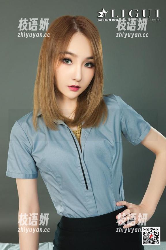 丽柜 - 连体衣+菲菲=是一种无法用言语描述的状态，请欣赏这些照片吧！