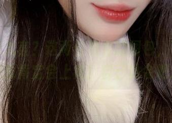 阮梅？九言？这两位组合的图包，下载一次就肯定会上瘾！自己体会吧。