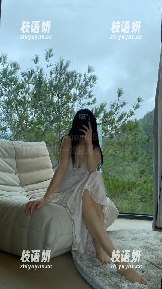 微密圈 - 俏妞qiaoniu66的身材展示：图集里的每一次目光都值得记录。