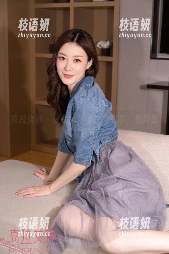 克拉女神 - 慕菲的全套少女写真，看得我脑内程序出错了