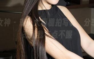 克拉女神 – 璇子大模棚拍写真，分享的姿态让我有点不服