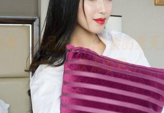 克拉女神 – 作品分享，素素的夏天走得越来越远，快来瞧瞧。