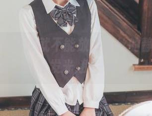 兔玩映画，你就不能放点白丝的静态图片嘛？总是发光,我快晃晕了！