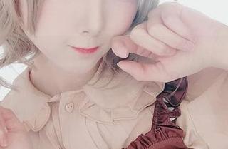 免费写真，名濑弥七的棉袜都闪耀得让人想躲进袜筐里！