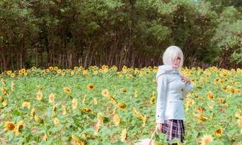 拜托，你见过私房原图里的学姐塔塔_Lo1iTa吗？蛮横得可爱！