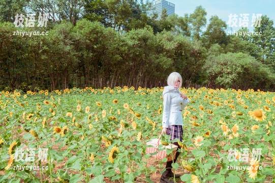 拜托，你见过私房原图里的学姐塔塔_Lo1iTa吗？蛮横得可爱！