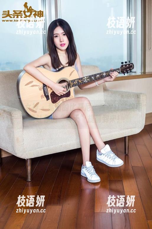 头条女神 - 易阳的比基尼：我敢打赌这图能让你的“夏天”提前到来！