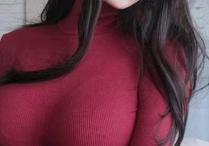 在线欣赏女主K泳装，美图暴击，让人不自觉瞧了又瞧。