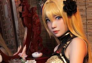 妖少you1的高清高跟鞋：松鼠你在干嘛？